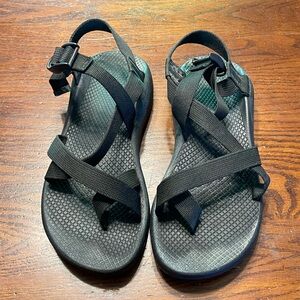 Chacos black sandals women’s size 9